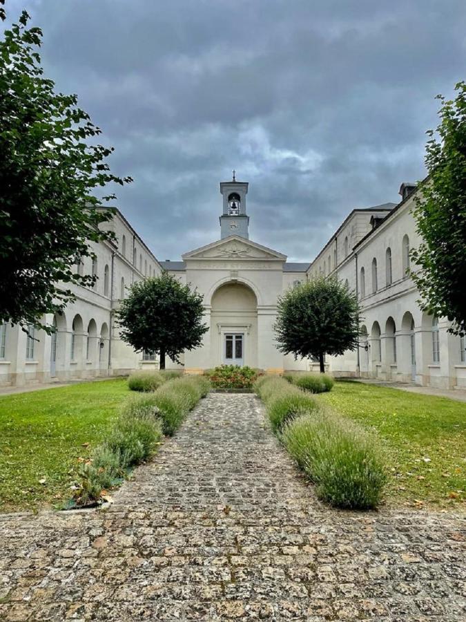 Hotel Domaine De La Foret D'orient, Logis Hotel, Restaurant, Et Golf