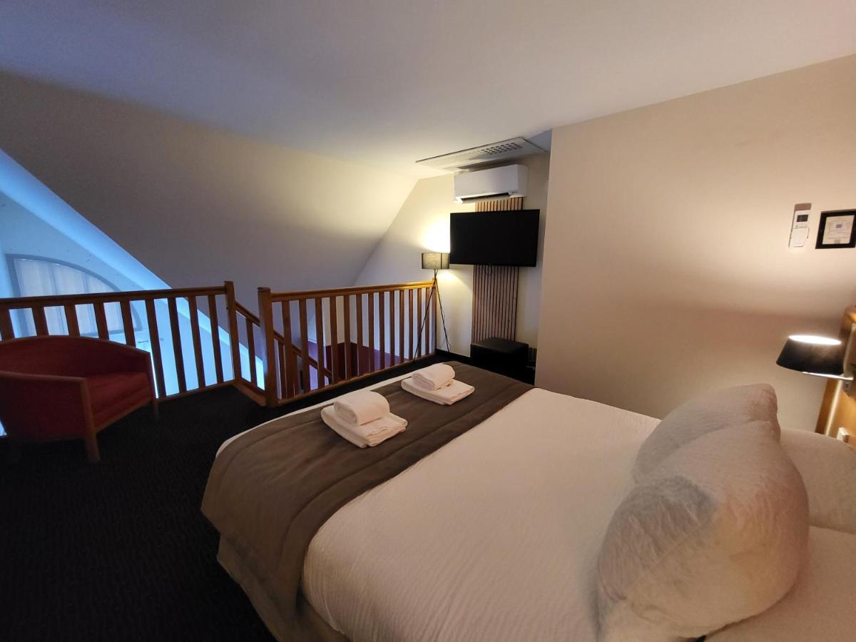 Hotel Domaine De La Foret D’orient – Natur’hotel Golf&spa Rouilly-Sacey